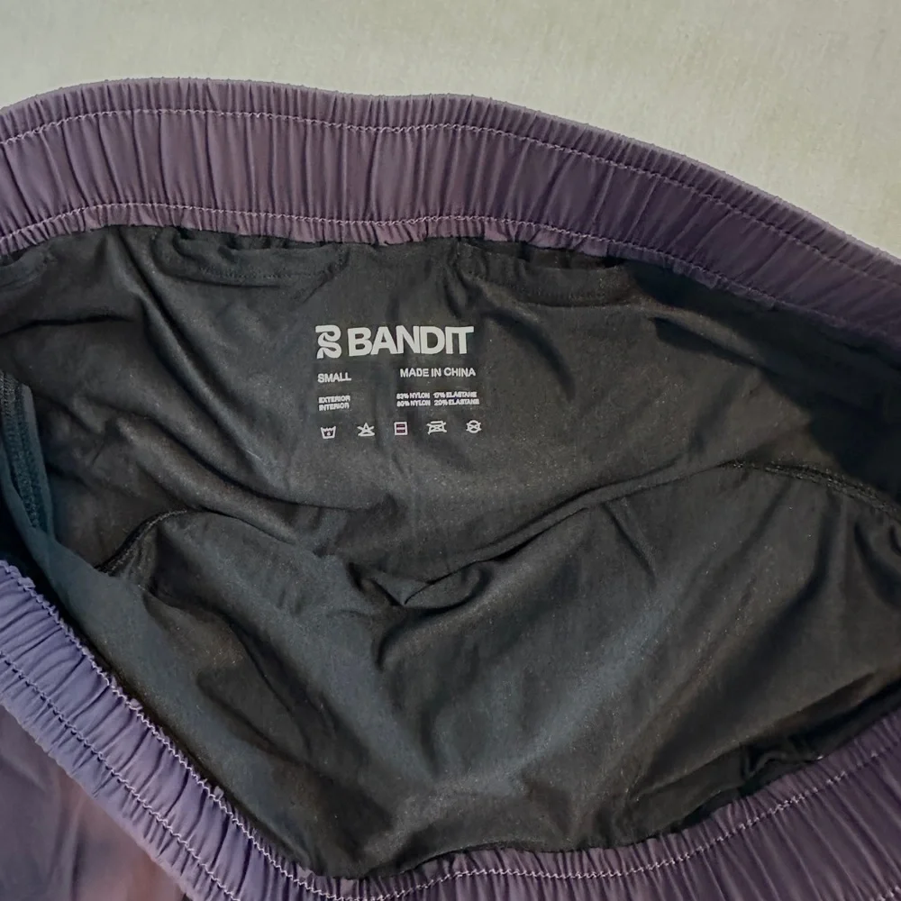 Bandit Running Vento Training Shorts 4” in color Nightshade Size Small - Picture 3 of 3